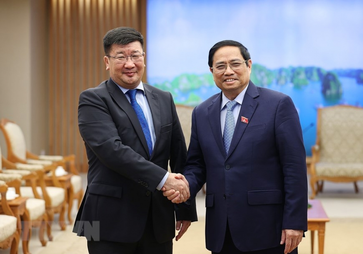 thủ tướng chính phủ phạm minh chính tiếp Đại sứ mông cổ jigjee sereeja hình ảnh 1 thu tuong chinh phu pham minh chinh tiep Dai su mong co jigjee sereeja hinh anh 1