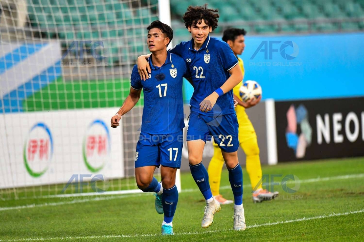 thang dam u23 malaysia, u23 thai lan day u23 viet nam vao the kho hinh anh 5
