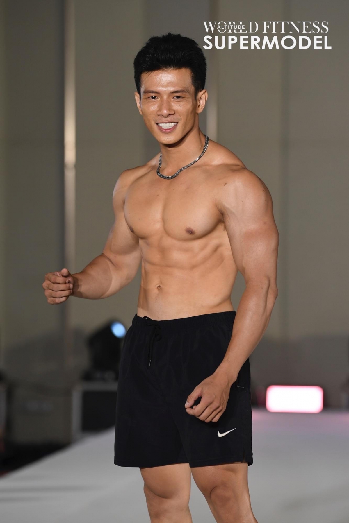 Dai dien viet nam doat nam vuong sieu mau the hinh the gioi hinh anh 2