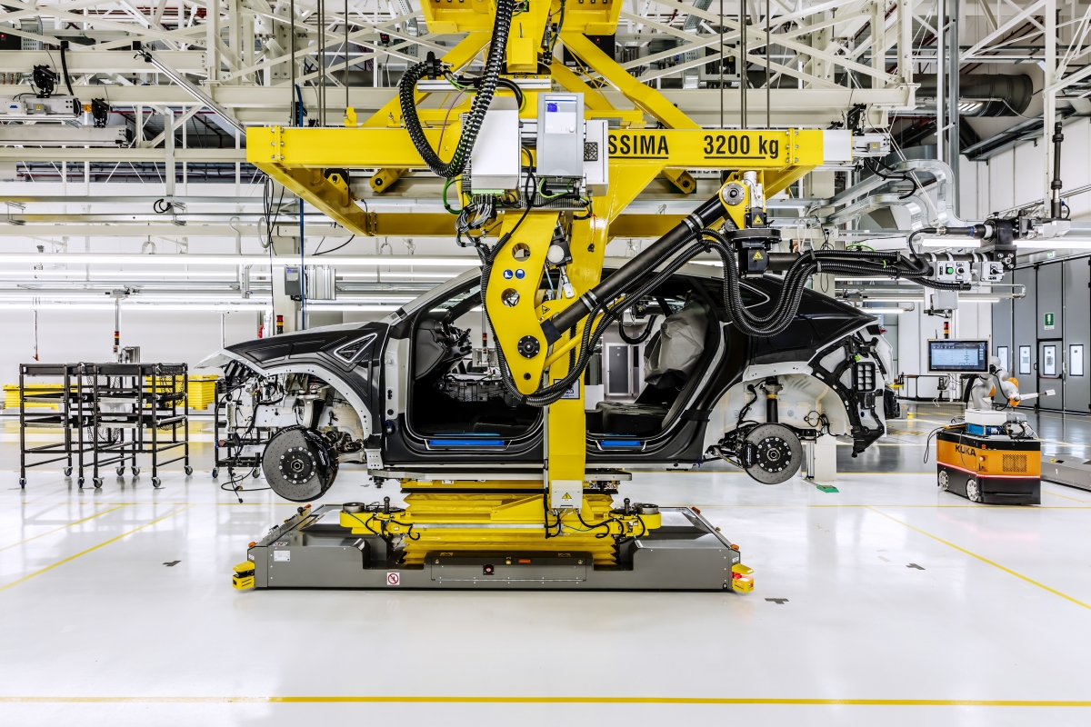 lamborghini urus lap ky luc san xuat 20.000 xe trong vong 4 nam hinh anh 5