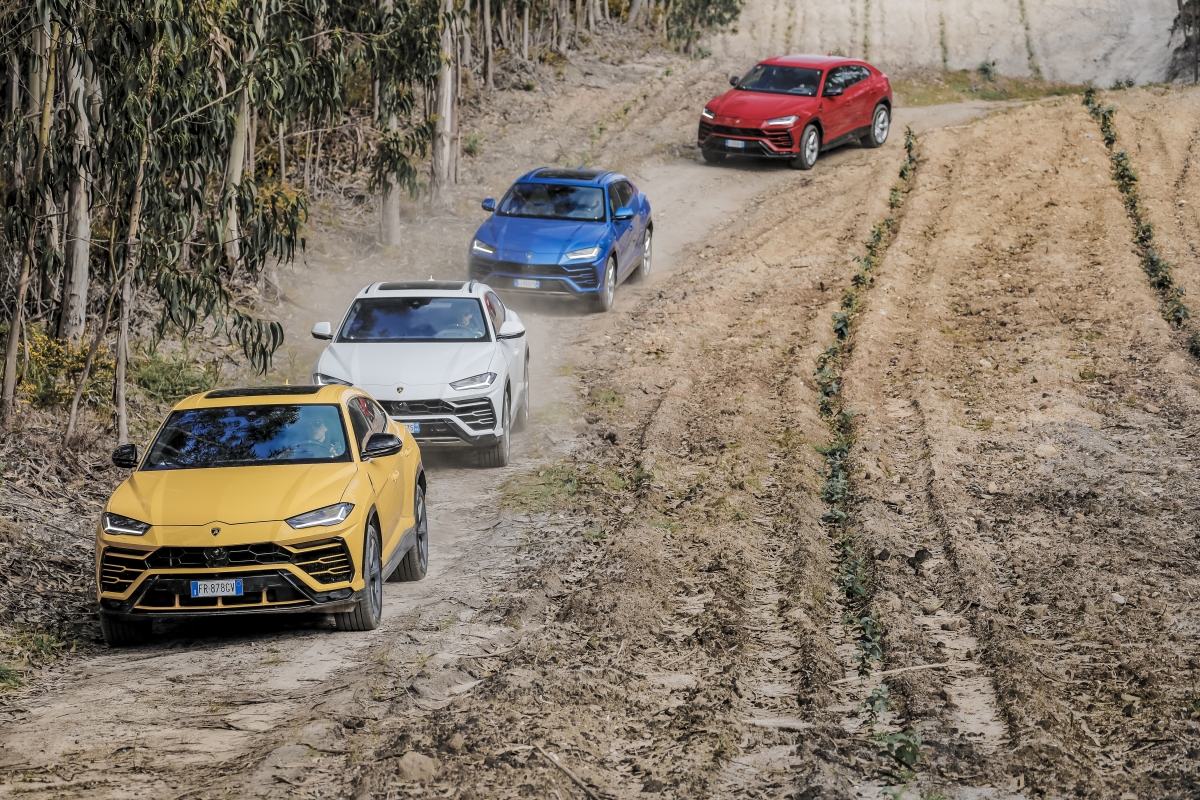 lamborghini urus lap ky luc san xuat 20.000 xe trong vong 4 nam hinh anh 3