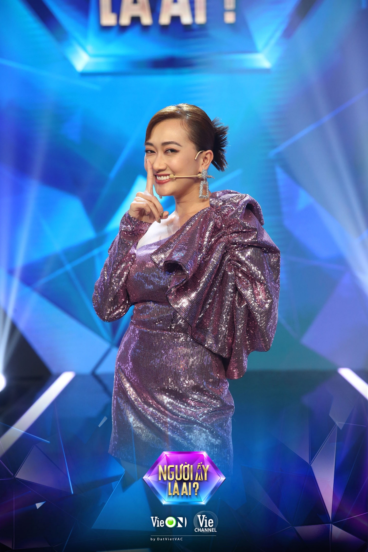 Phương Lan.
