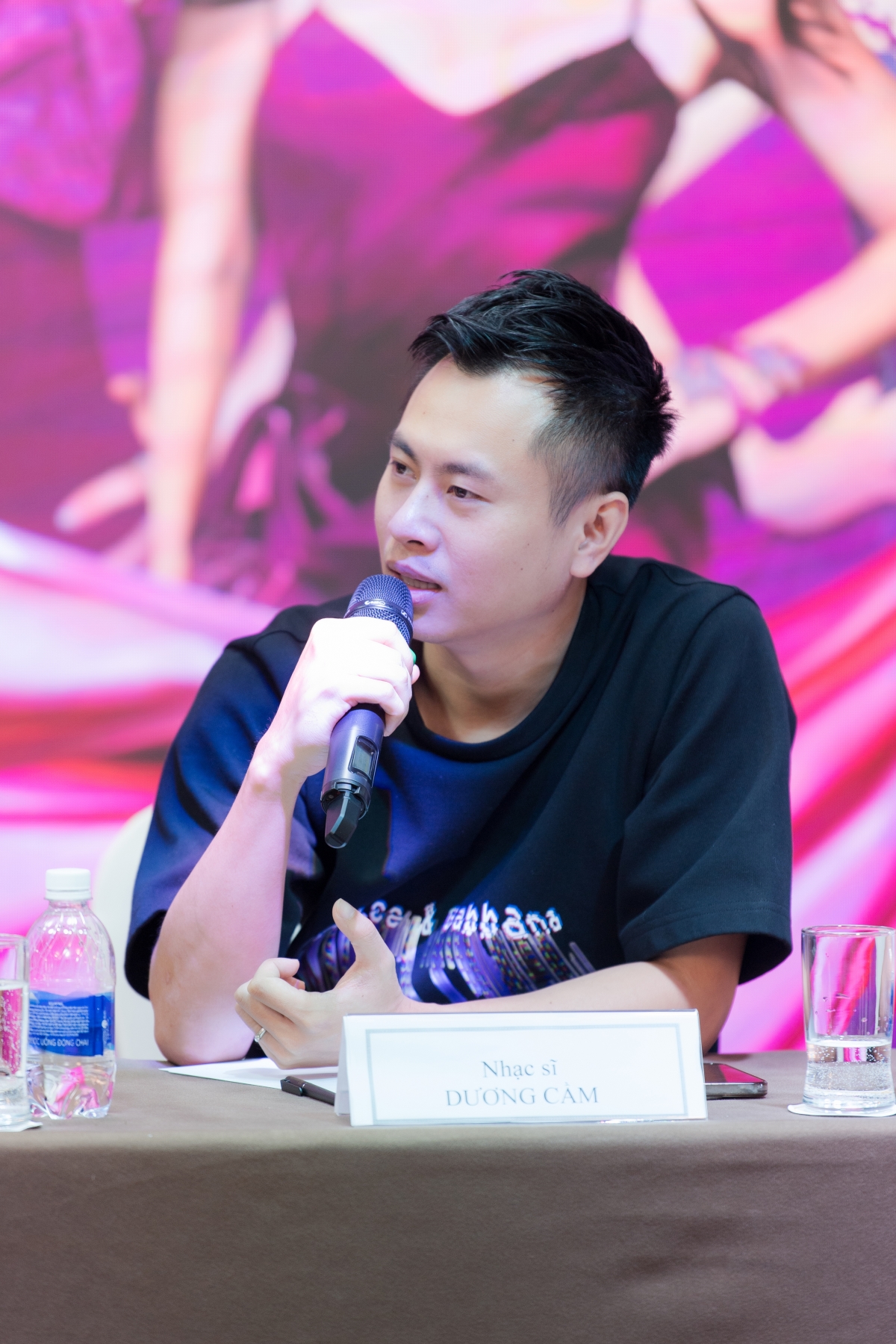 bang kieu ngau hung hat quan ho beo dat may troi hinh anh 2