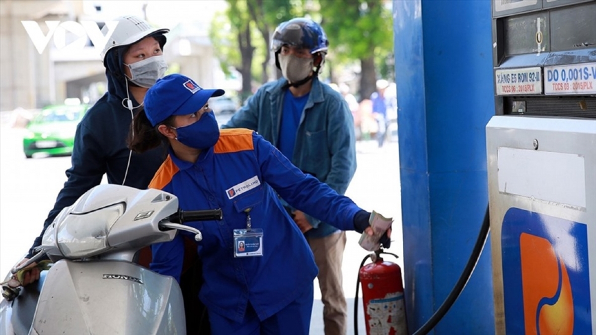 Đề xuất tăng dự trữ xăng dầu để tăng dư địa điều hành xăng, dầu hình ảnh 1 De xuat tang du tru xang dau de tang du dia dieu hanh xang, dau hinh anh 1
