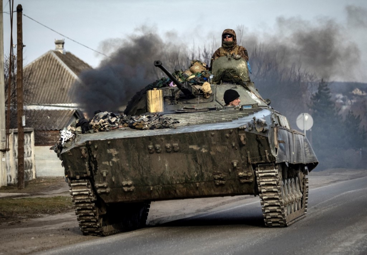yeu to can tro da tien cua quan doi nga tren chien truong donbass hinh anh 2