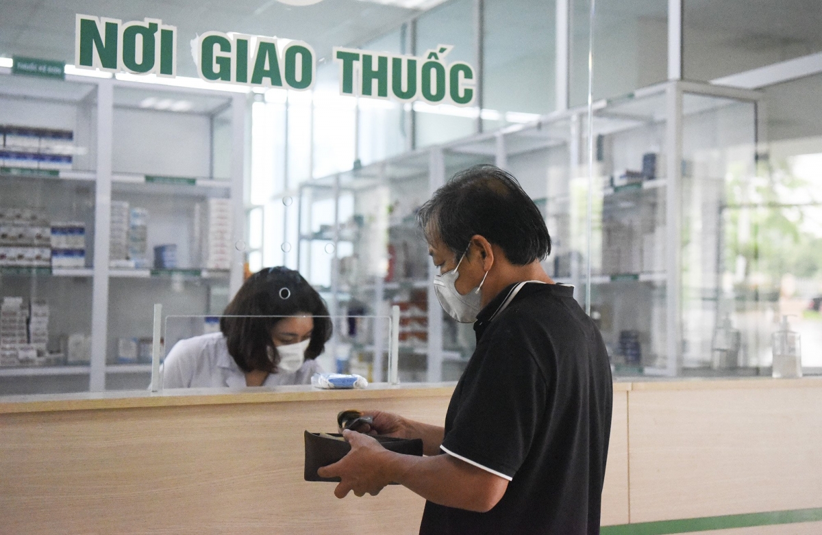 tăng cường kiểm tra việc thực hiện quy chế kê đơn thuốc điều trị ngoại trú hình ảnh 1 tang cuong kiem tra viec thuc hien quy che ke don thuoc dieu tri ngoai tru hinh anh 1