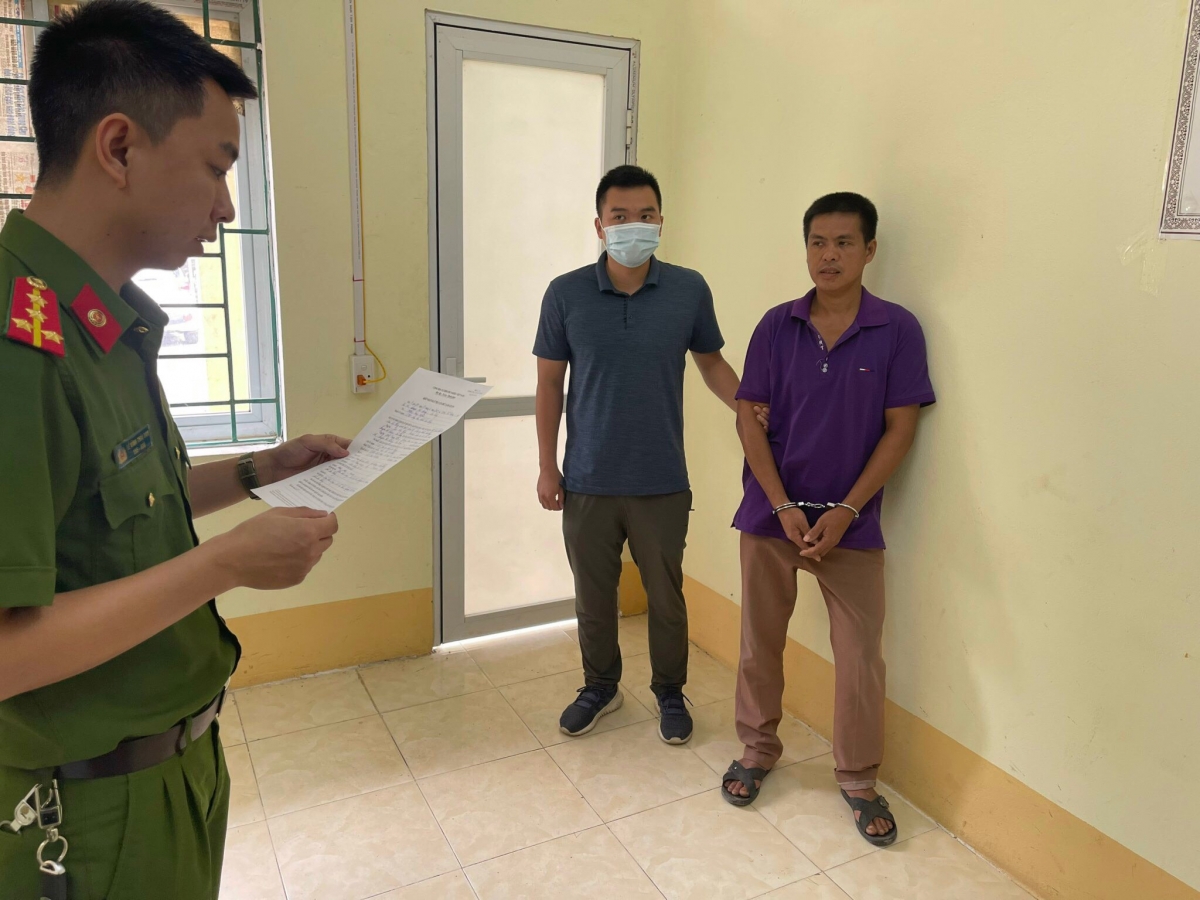khởi tố đối tượng vận chuyển trái phép hàng hóa qua biên giới hình ảnh 1 khoi to doi tuong van chuyen trai phep hang hoa qua bien gioi hinh anh 1