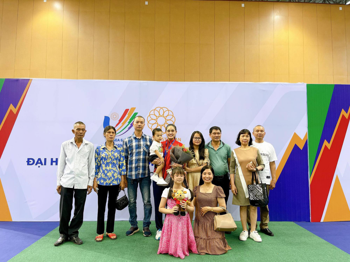 chuyen ve nu vDv moi sinh con da gianh hcv sea games 31 hinh anh 3