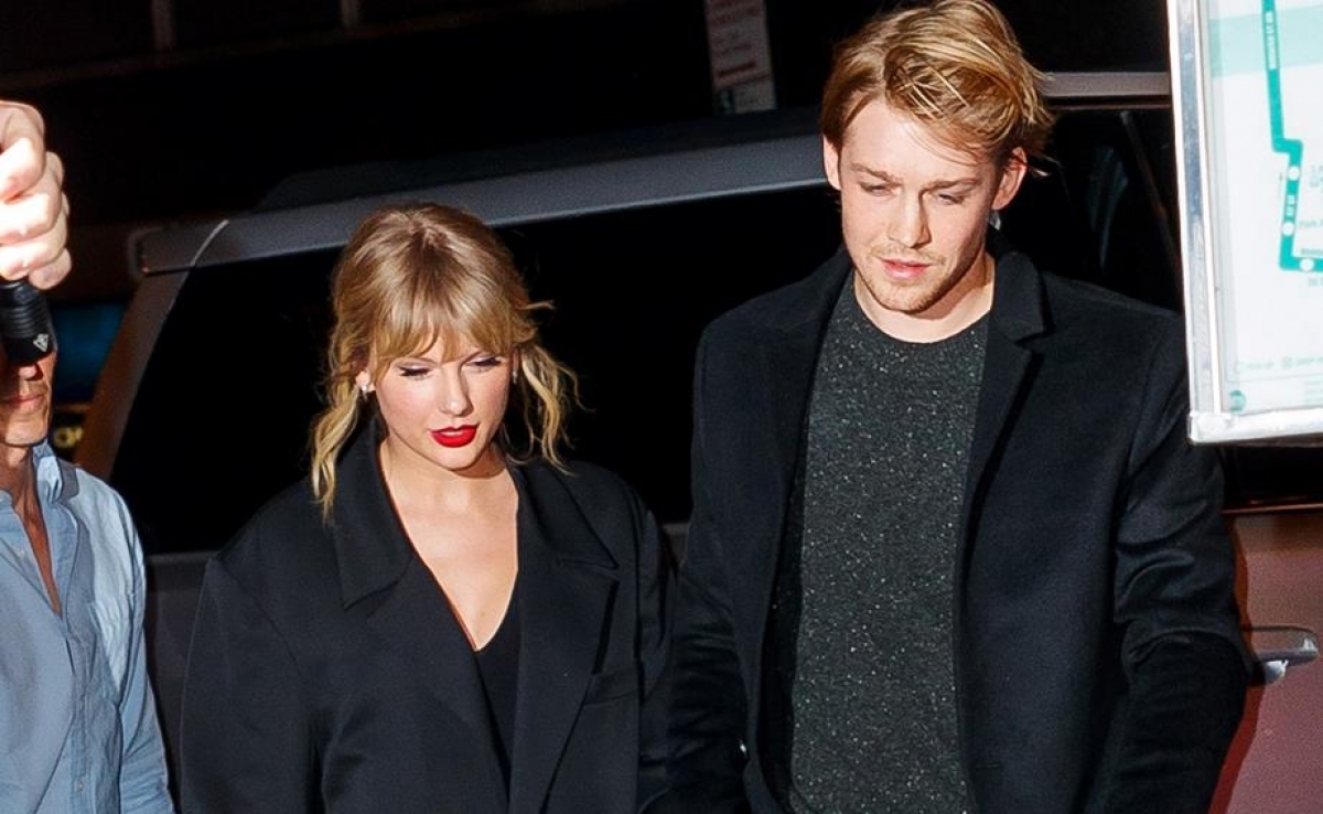taylor swift bí mật đính hôn với tình trẻ sau 5 năm hẹn hò hình ảnh 1 taylor swift bi mat dinh hon voi tinh tre sau 5 nam hen ho hinh anh 1