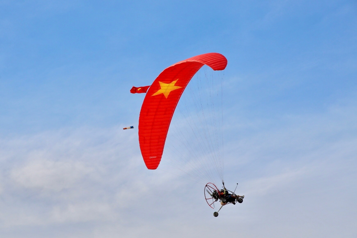 hinh anh ban do viet nam duoc xep boi 1.700 xe o to hinh anh 2