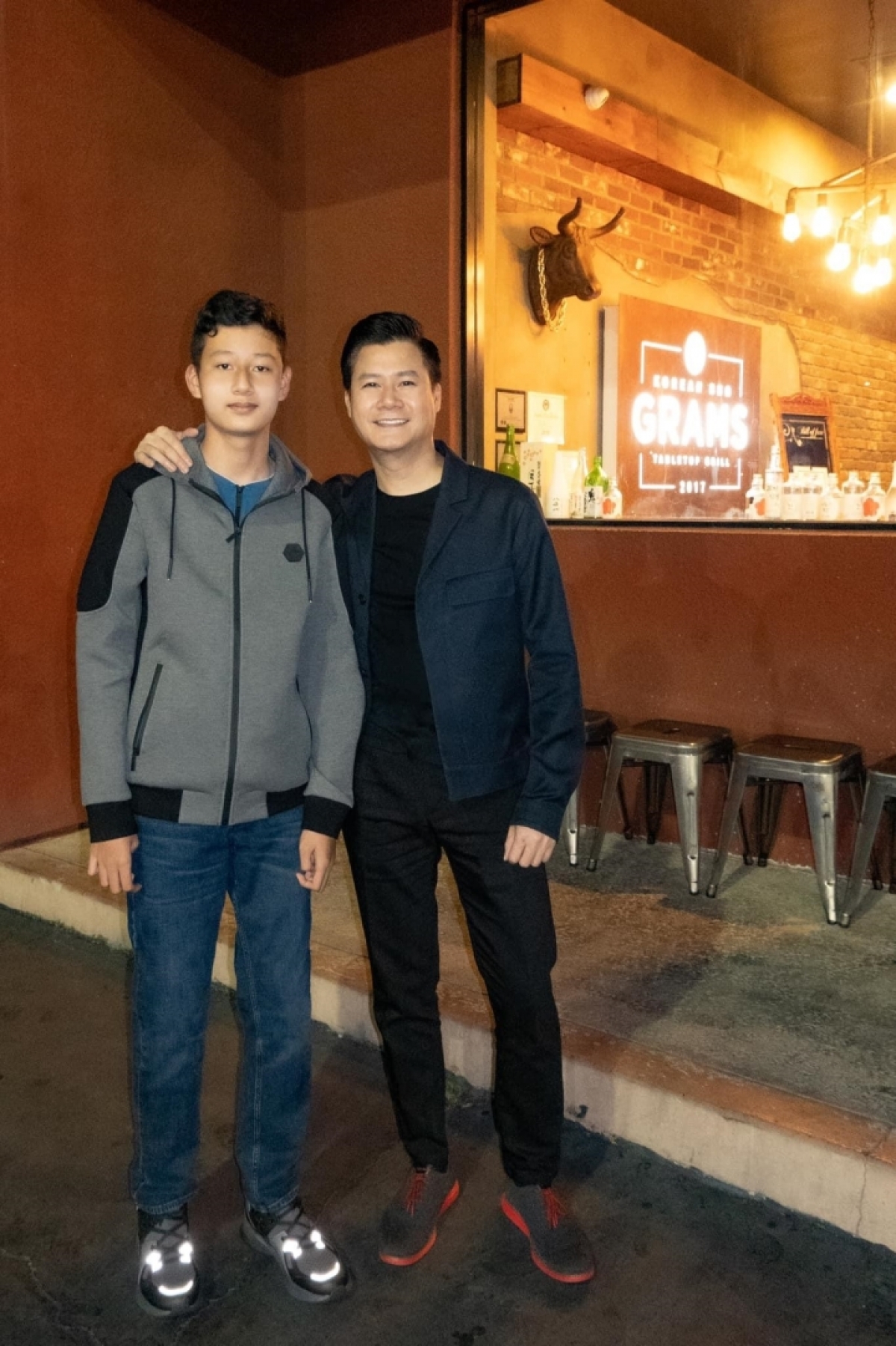 quy tu dien trai, hoc gioi cua quang dung va jennifer pham hinh anh 4
