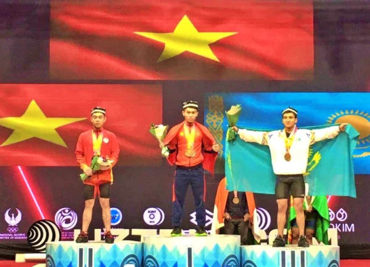 luc si 15 tuoi cua viet nam pha 3 ky luc the gioi hinh anh 1