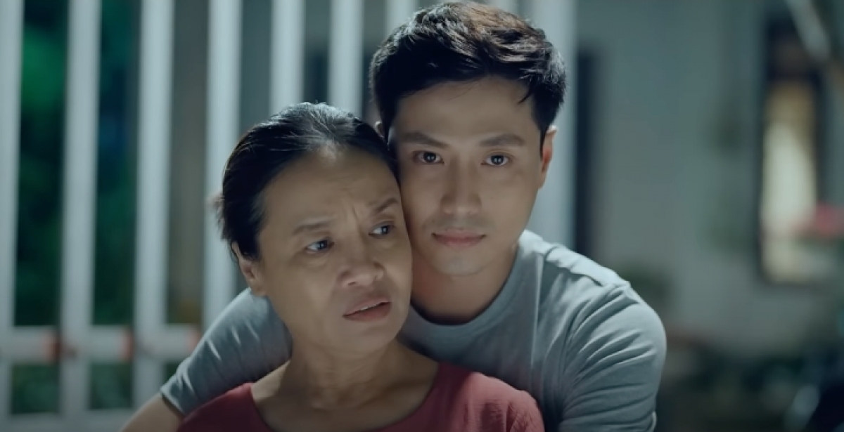 phim Dau tri doan quoc Dam thao tung quan chuc bang ca nui tien hoi lo hinh anh 6