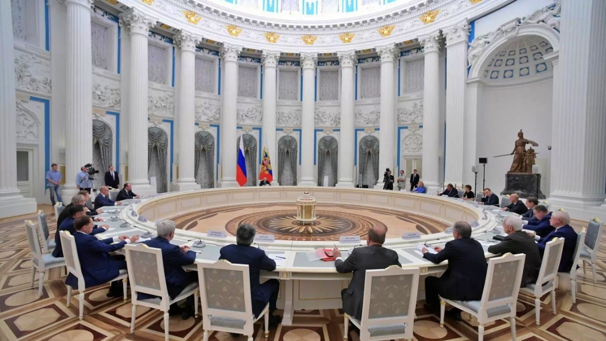 phương tây muốn đánh bại nga trên chiến trường Ông putin tuyên bố hãy để họ thử hình ảnh 1 phuong tay muon danh bai nga tren chien truong Ong putin tuyen bo hay de ho thu hinh anh 1