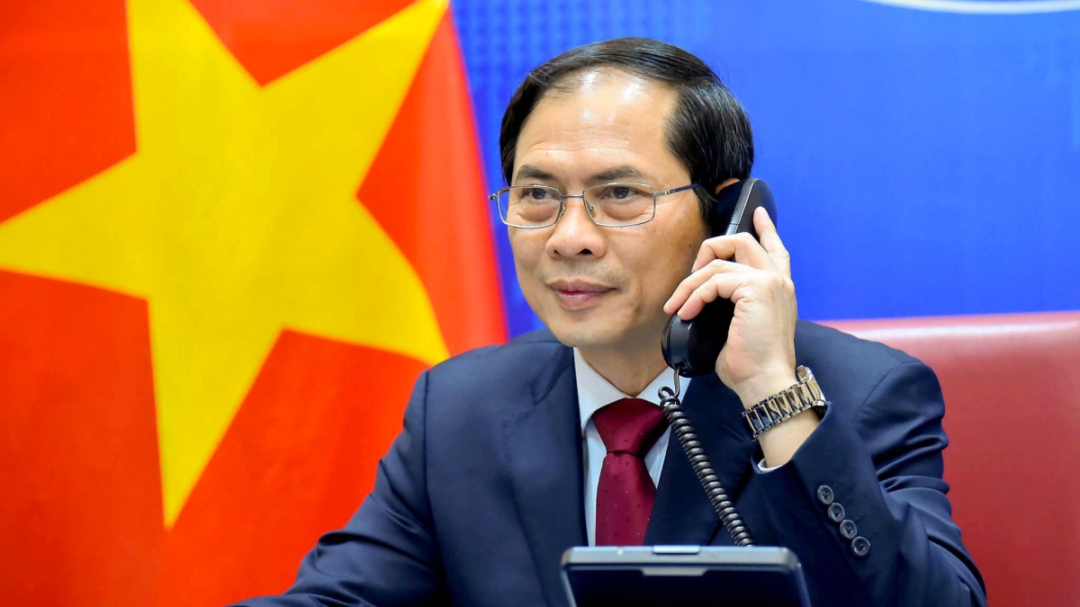 bộ trưởng ngoại giao bùi thanh sơn điện đàm với bộ trưởng ngoại giao séc hình ảnh 1 bo truong ngoai giao bui thanh son dien dam voi bo truong ngoai giao sec hinh anh 1