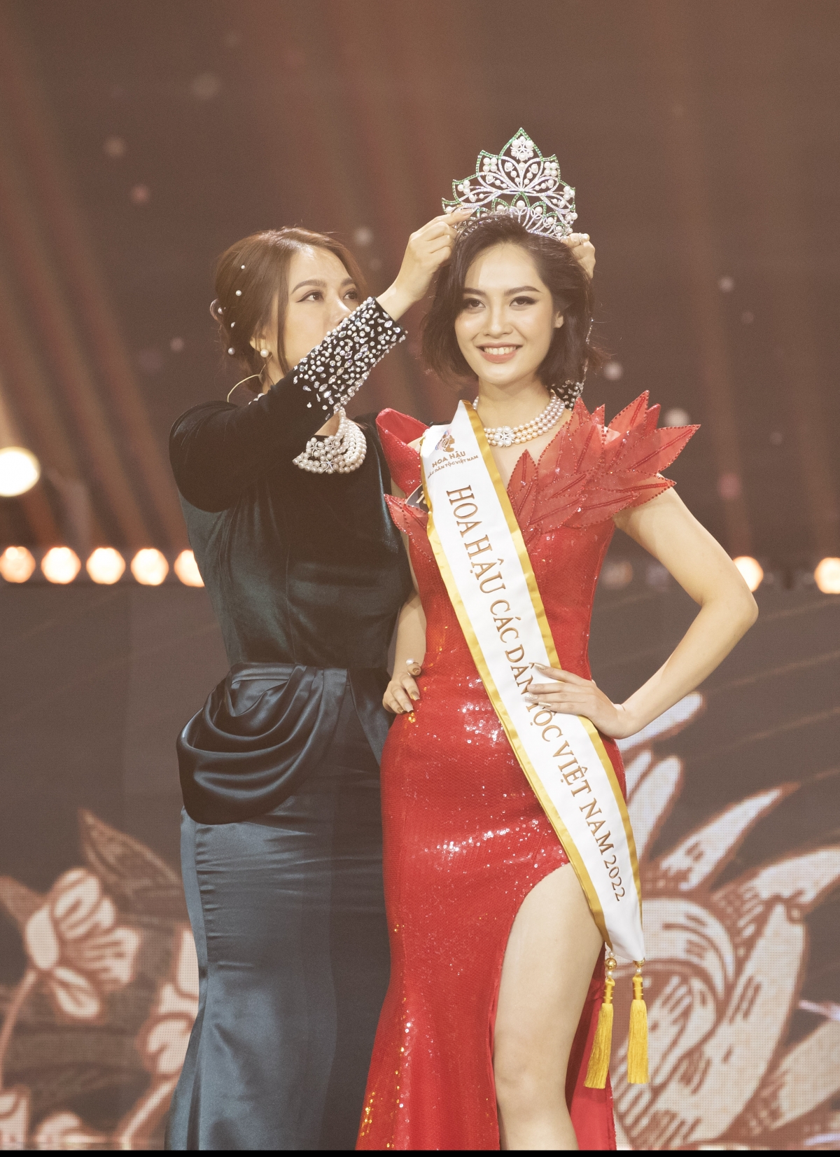 co gai tay dang quang hoa hau cac dan toc viet nam 2022 hinh anh 6