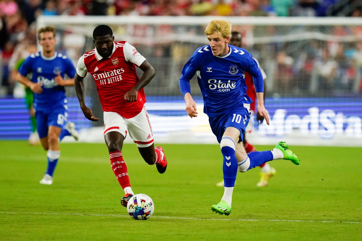 giao hữu trước mùa giải arsenal thắng thuyết phục, chelsea chật vật hình ảnh 1 giao huu truoc mua giai arsenal thang thuyet phuc, chelsea chat vat hinh anh 1