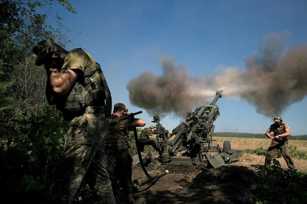 ukraine tấn công cây cầu quan trọng ở kherson, chuấn bị cho cuộc phản công lớn hình ảnh 1 ukraine tan cong cay cau quan trong o kherson, chuan bi cho cuoc phan cong lon hinh anh 1