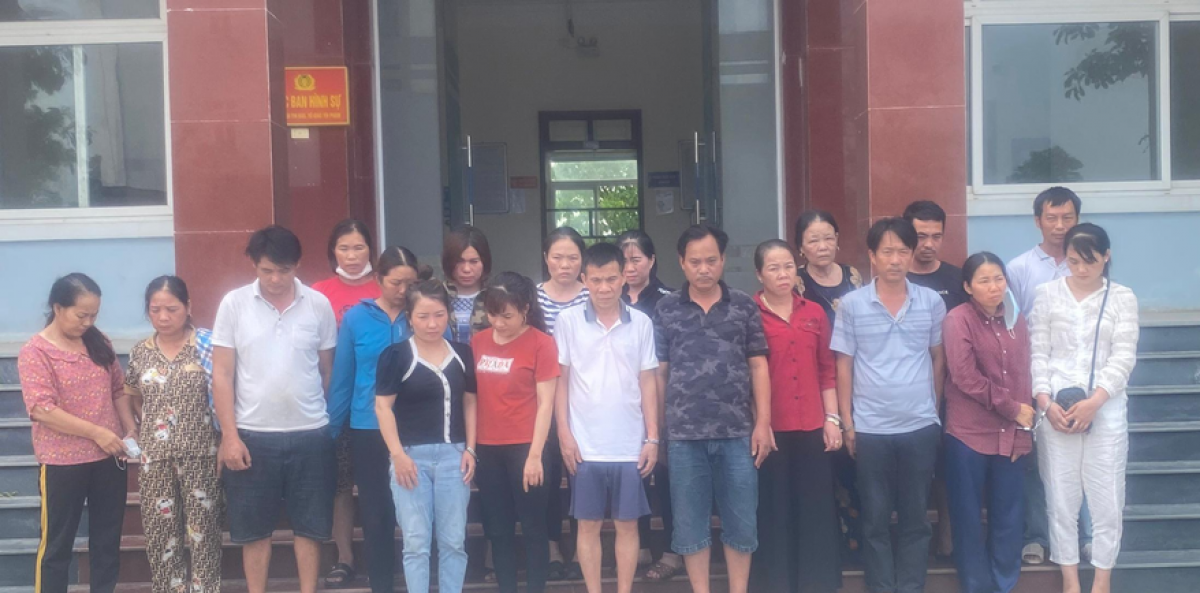 Đốt sổ sách cố phi tang đường dây đánh bạc hơn 400 tỷ hình ảnh 1 Dot so sach co phi tang duong day danh bac hon 400 ty hinh anh 1