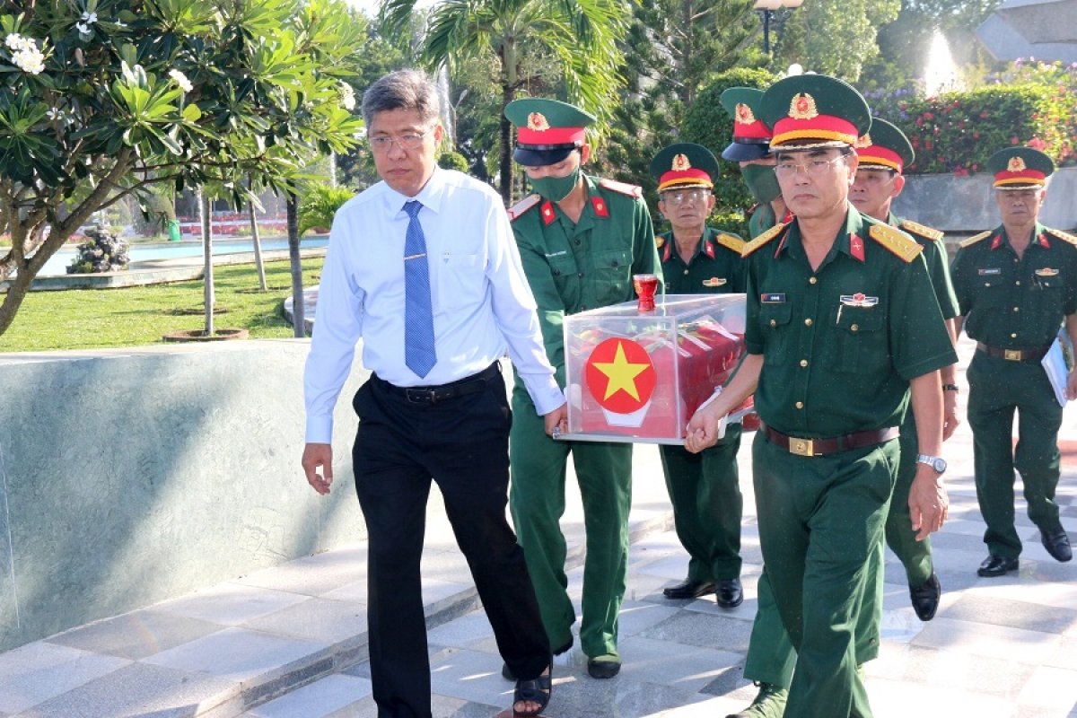 an táng 2 hài cốt liệt sĩ vừa được tìm thấy ở bình thuận hình ảnh 1 an tang 2 hai cot liet si vua duoc tim thay o binh thuan hinh anh 1