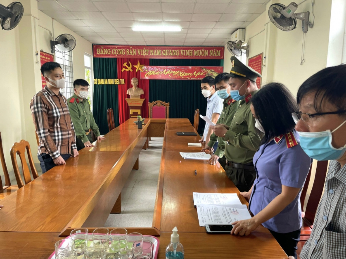 khoi to 6 doi tuong vu danh bac 150 ti dong qua he thong game bai hinh anh 2