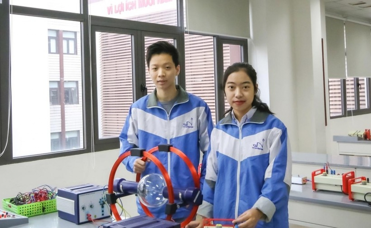bắc ninh lần đầu tiên có học sinh giành huy chương olympic vật lý quốc tế hình ảnh 1 bac ninh lan dau tien co hoc sinh gianh huy chuong olympic vat ly quoc te hinh anh 1