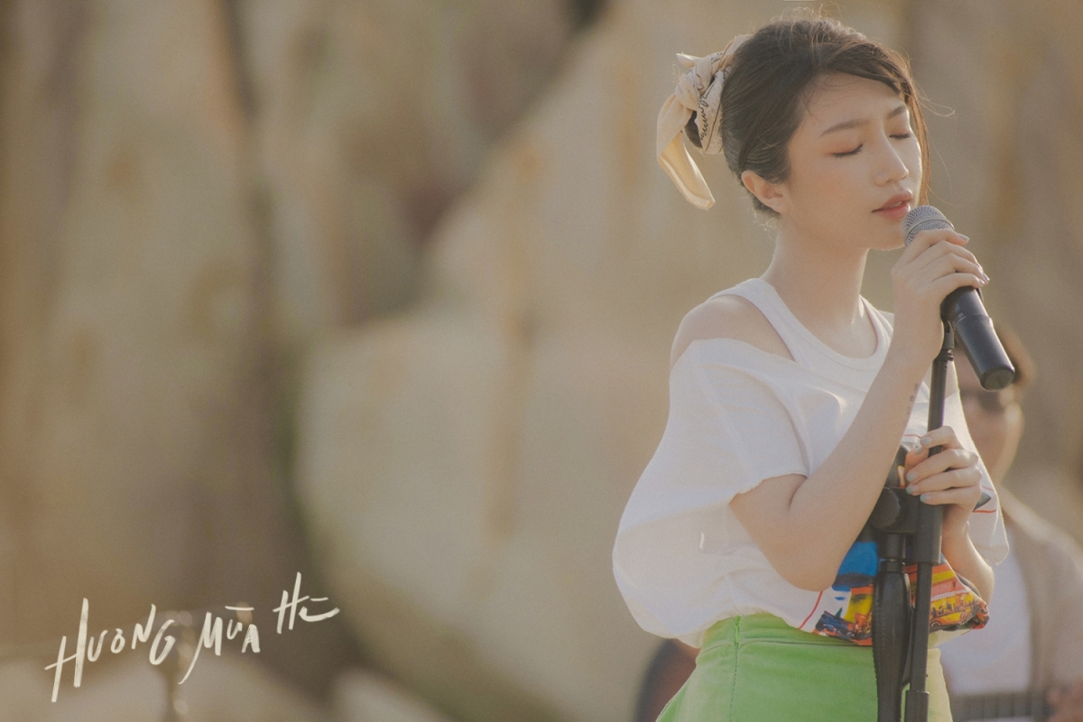 suni ha linh va hoang dung song ca ngot ngao huong mua he hinh anh 6