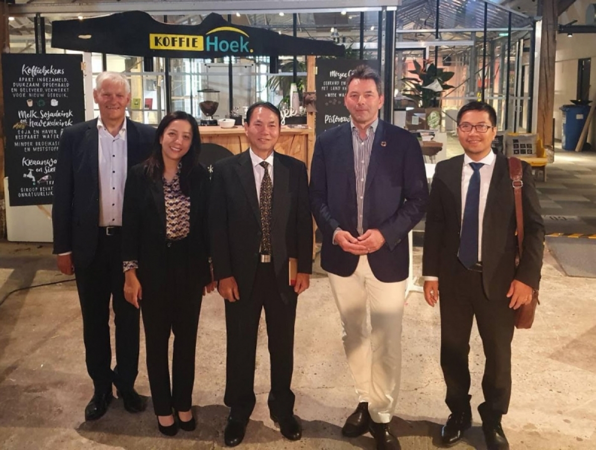 việt nam tham khảo kinh nghiệm về kinh tế tuần hoàn của hà lan hình ảnh 1 viet nam tham khao kinh nghiem ve kinh te tuan hoan cua ha lan hinh anh 1