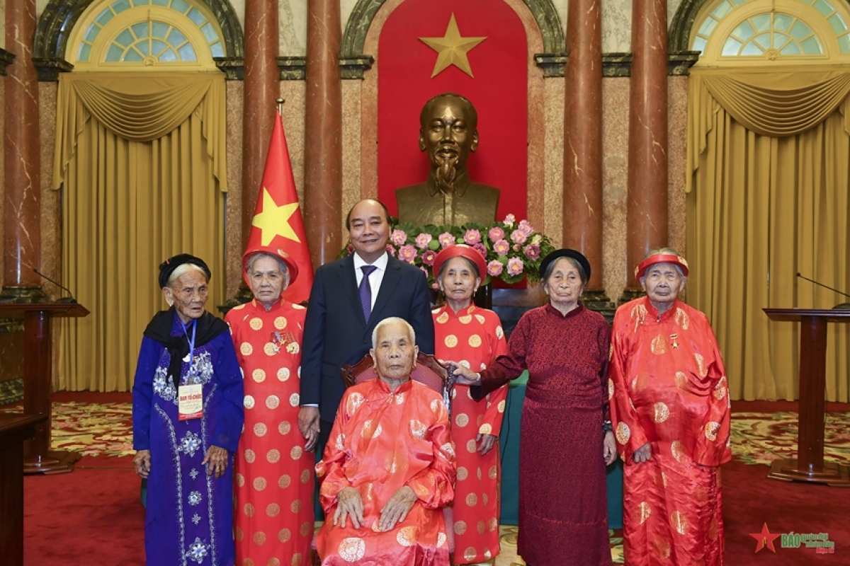 chu tich nuoc thuc hien nhieu hon nua cac hoat dong den on, dap nghia hinh anh 3