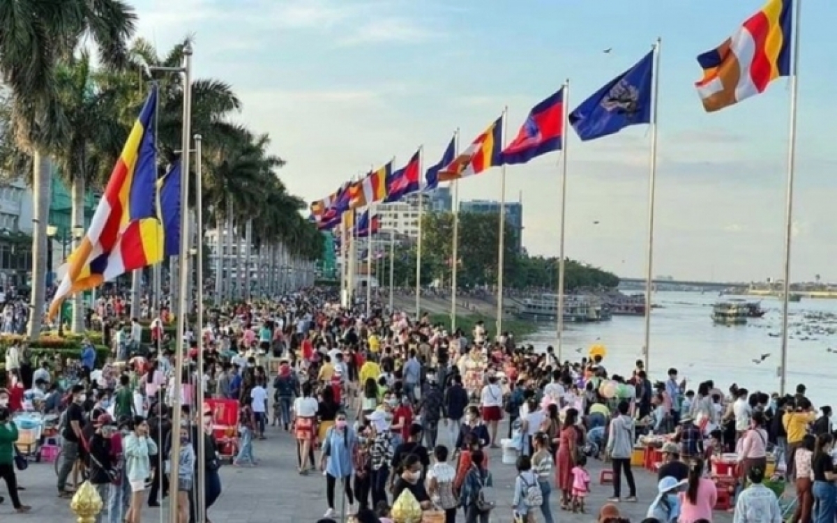 campuchia gia hạn miễn thuế cho các doanh nghiệp du lịch hình ảnh 1 campuchia gia han mien thue cho cac doanh nghiep du lich hinh anh 1
