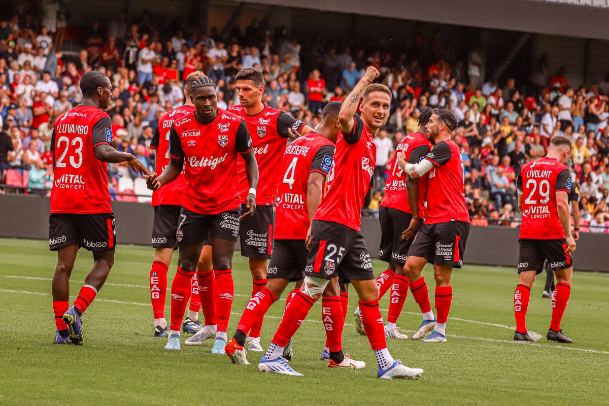 trực tiếp guingamp 4-0 pau fc Điểm sáng quang hải hình ảnh 1 truc tiep guingamp 4-0 pau fc Diem sang quang hai hinh anh 1