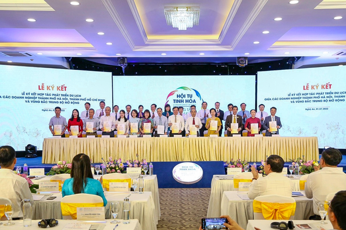 hà nội, tp.hcm và bắc trung bộ bắt tay nhau phục hồi du lịch hình ảnh 2 ha noi, tp.hcm va bac trung bo bat tay nhau phuc hoi du lich hinh anh 2