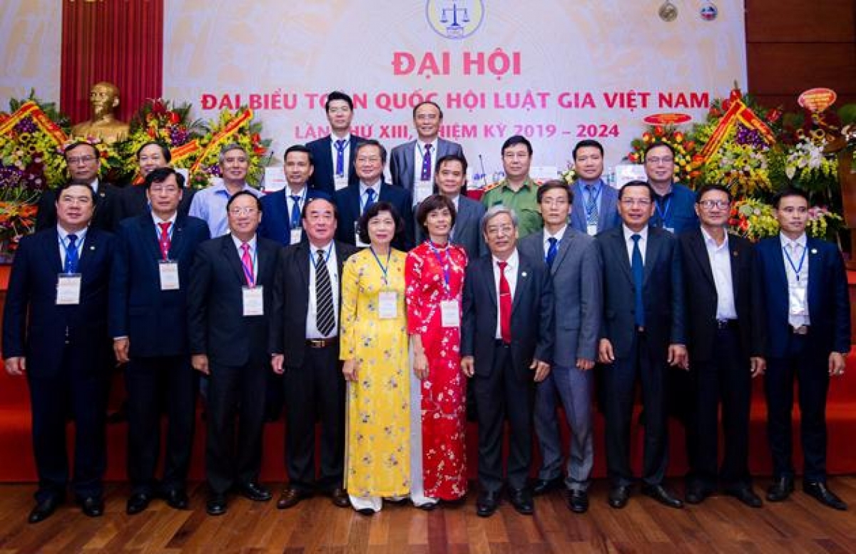 chỉ thị của bộ chính trị về tăng cường sự lãnh đạo của Đảng với hội luật gia hình ảnh 1 chi thi cua bo chinh tri ve tang cuong su lanh dao cua Dang voi hoi luat gia hinh anh 1