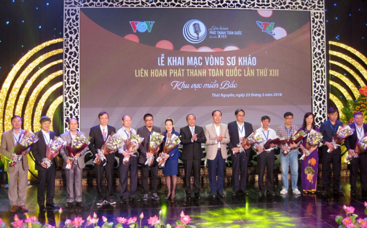 dau an 14 ky lien hoan phat thanh voi nhung nguoi lam bao noi hinh anh 2