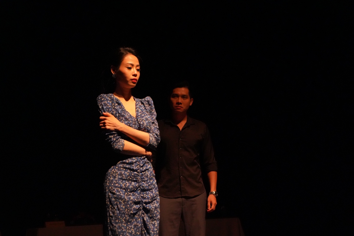 thanh son, thu quynh tai hien vo kich kinh dien hedda gabler hinh anh 2