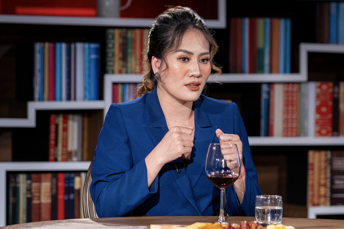minh cuc huong vi tinh than hon nhan cua toi la ket qua cua su bong bot hinh anh 2