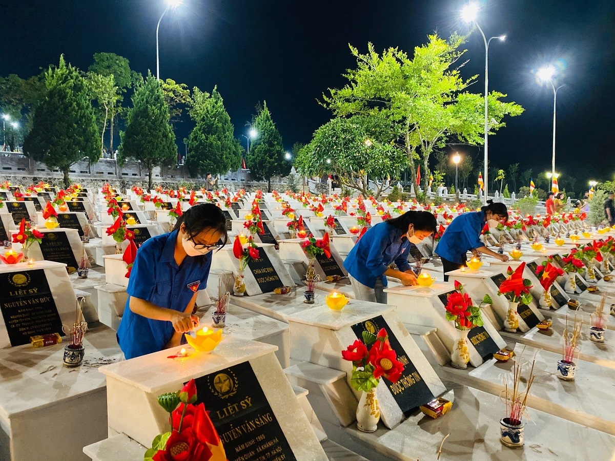 ha giang tra cuu, tim thong tin liet si tai nghia trang vi xuyen qua zalo hinh anh 2