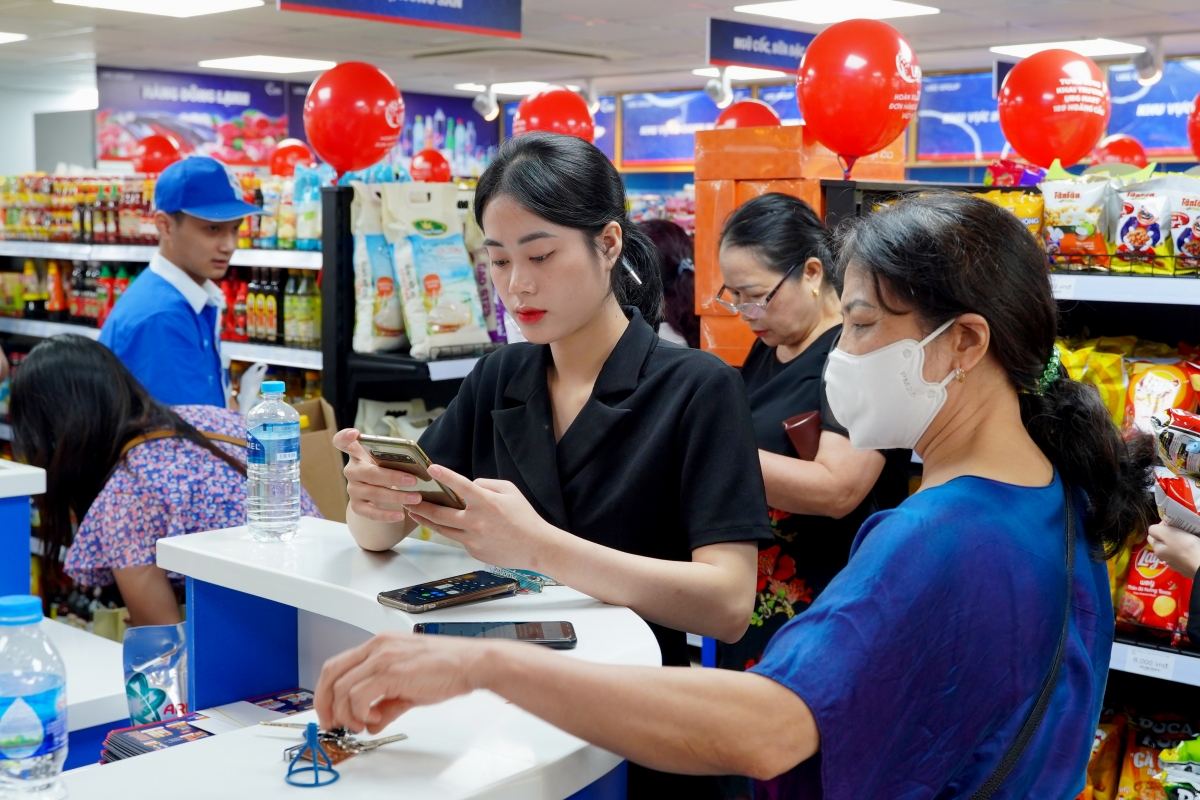 khai truong chi nhanh moi cua he thong chuoi sieu thi ubg mart 4.0 tai ha noi hinh anh 5