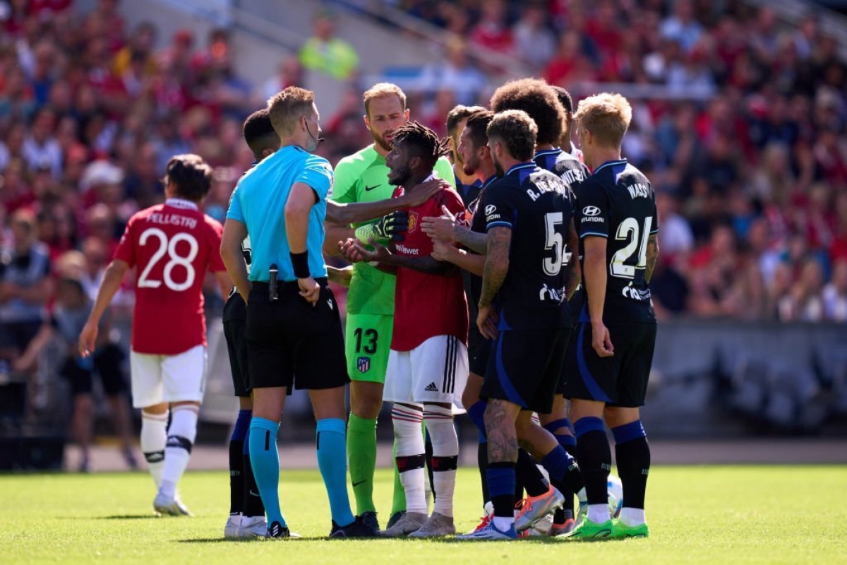 atletico madrid khien mu thua tran dau tien duoi thoi erik ten hag hinh anh 14