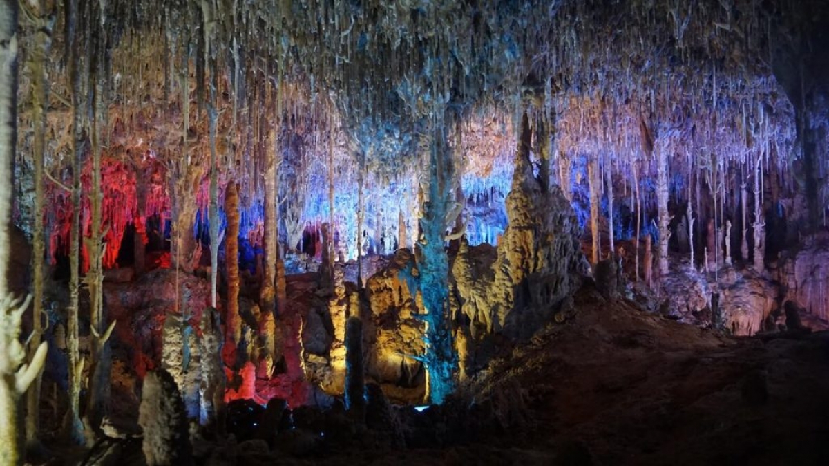 suc hut kho cuong cua dao mallorca, tay ban nha hinh anh 5