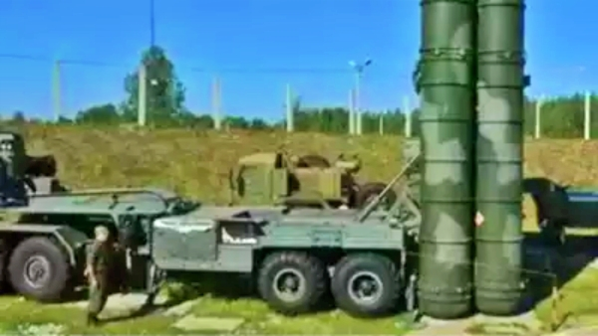 An Do trien khai to hop s-400 thu hai toi khu vuc bien gioi giap trung quoc hinh anh 1