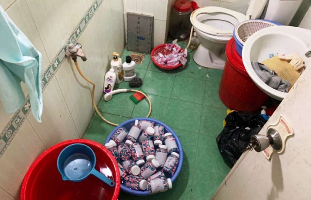 phát hiện thuốc kháng sinh được làm giả tinh vi như thuốc thật hình ảnh 1 phat hien thuoc khang sinh duoc lam gia tinh vi nhu thuoc that hinh anh 1