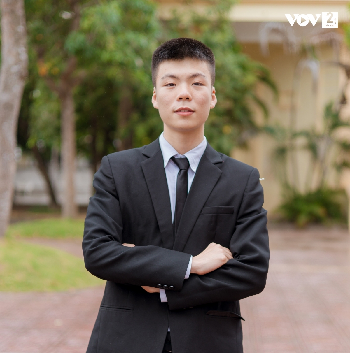 thu khoa ky thi tu duy cua Dh bach khoa ha noi hoc gioi ca mon van hinh anh 1