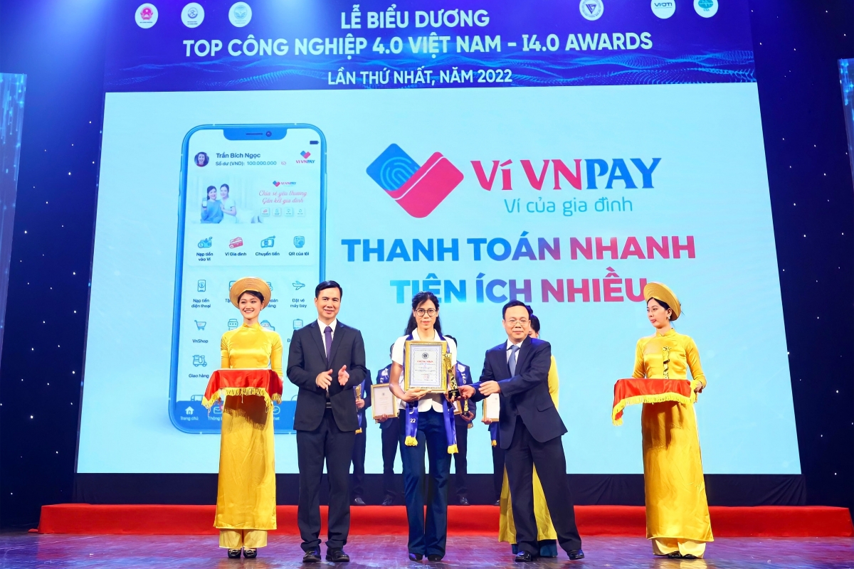 ví vnpay tiếp tục khẳng định vị thế top công nghệ 4.0 việt nam 2022 hình ảnh 1 vi vnpay tiep tuc khang dinh vi the top cong nghe 4.0 viet nam 2022 hinh anh 1