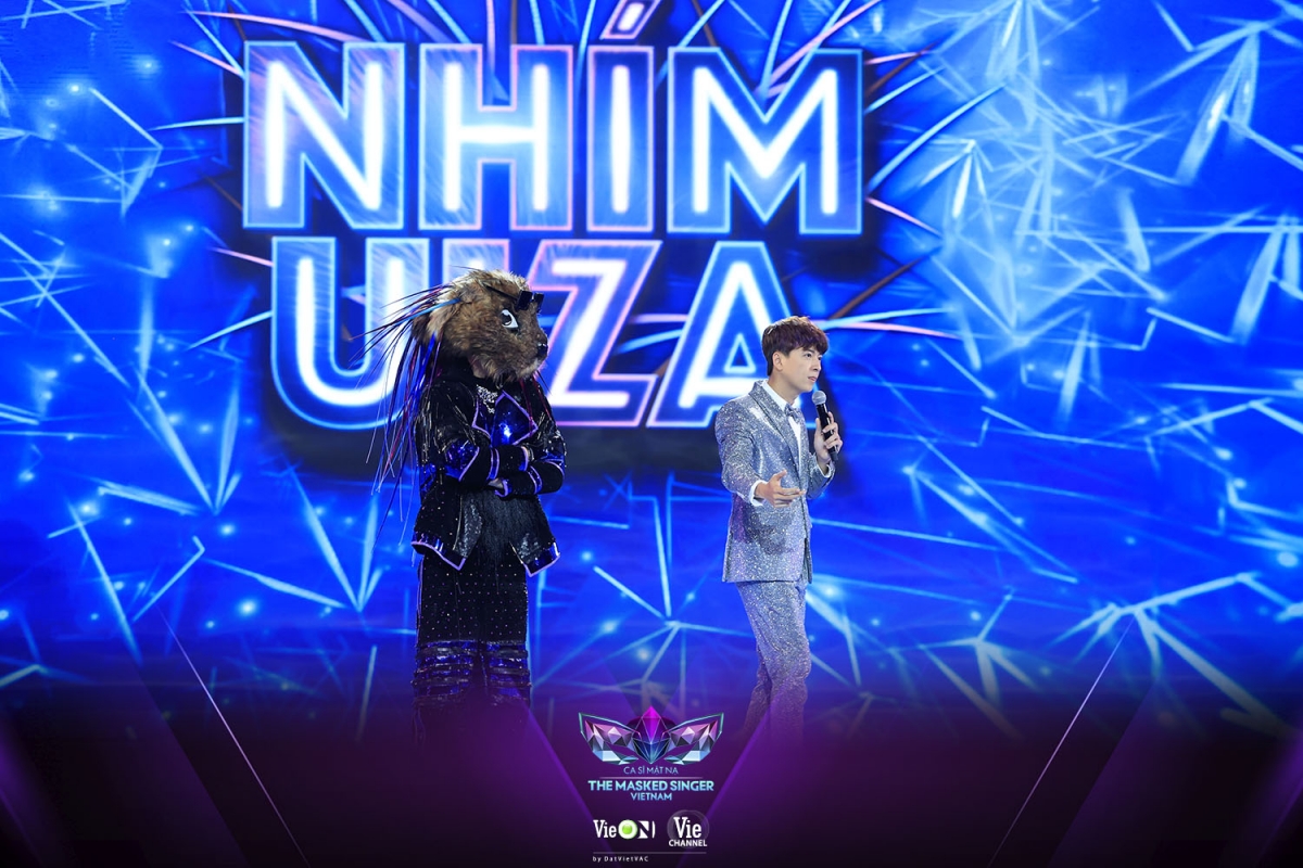 tran thanh xam mat vi cau hoi nhay cam cua hari won hinh anh 5