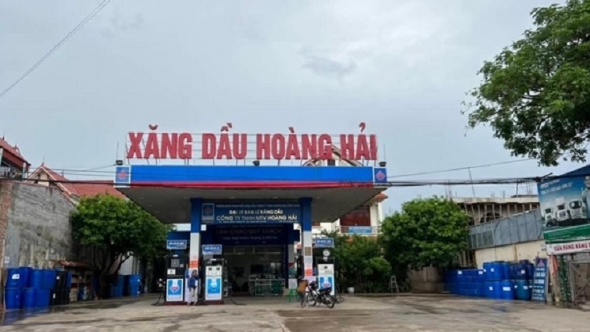vụ đổ 500.000 đồng hút ra được 9,5 lít xăng nhân viên đổ thiếu hơn 400.000 đồng hình ảnh 1 vu do 500.000 dong hut ra duoc 9,5 lit xang nhan vien do thieu hon 400.000 dong hinh anh 1