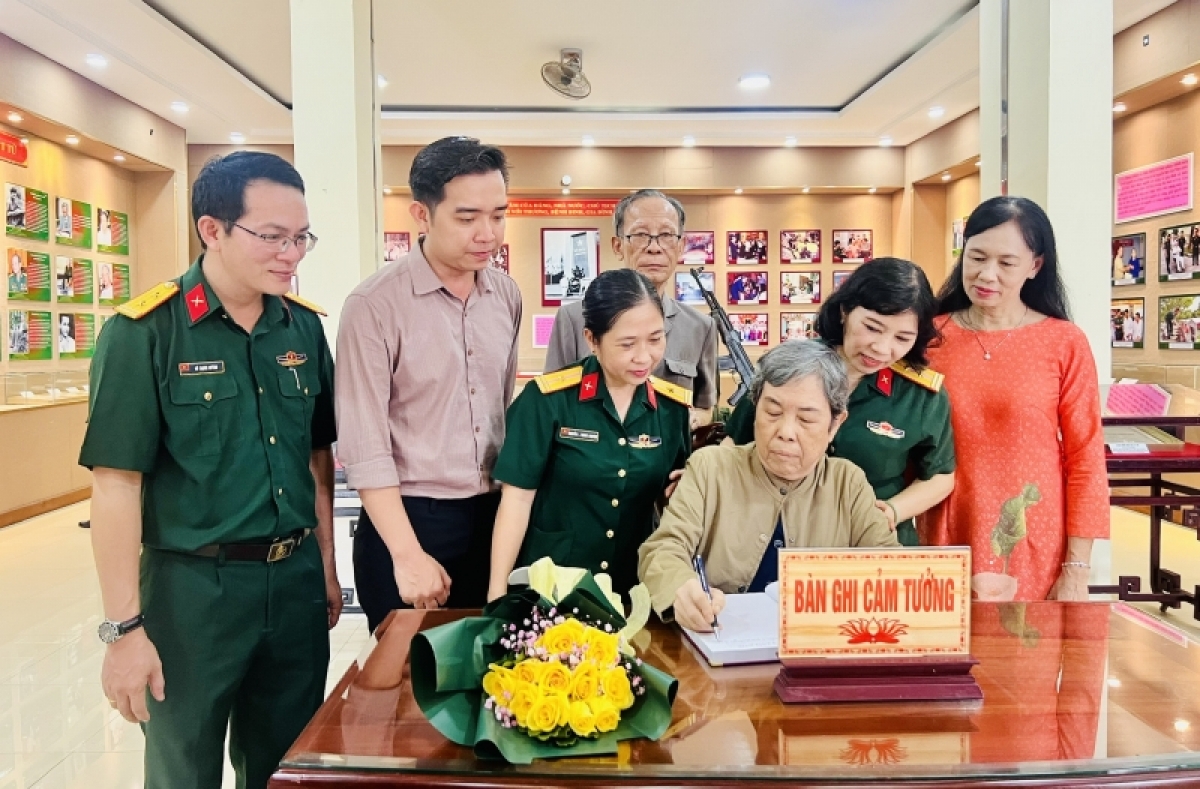 trien lam chuyen de uong nuoc nho nguon tai can tho hinh anh 12