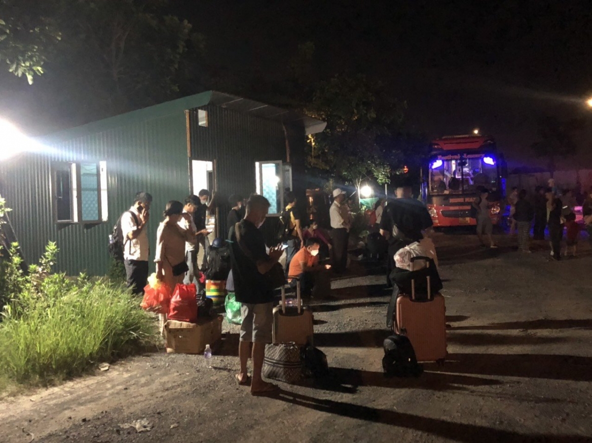 phat hien tai xe xe khach vi pham nong do con cao ngat nguong tren cao toc hinh anh 2