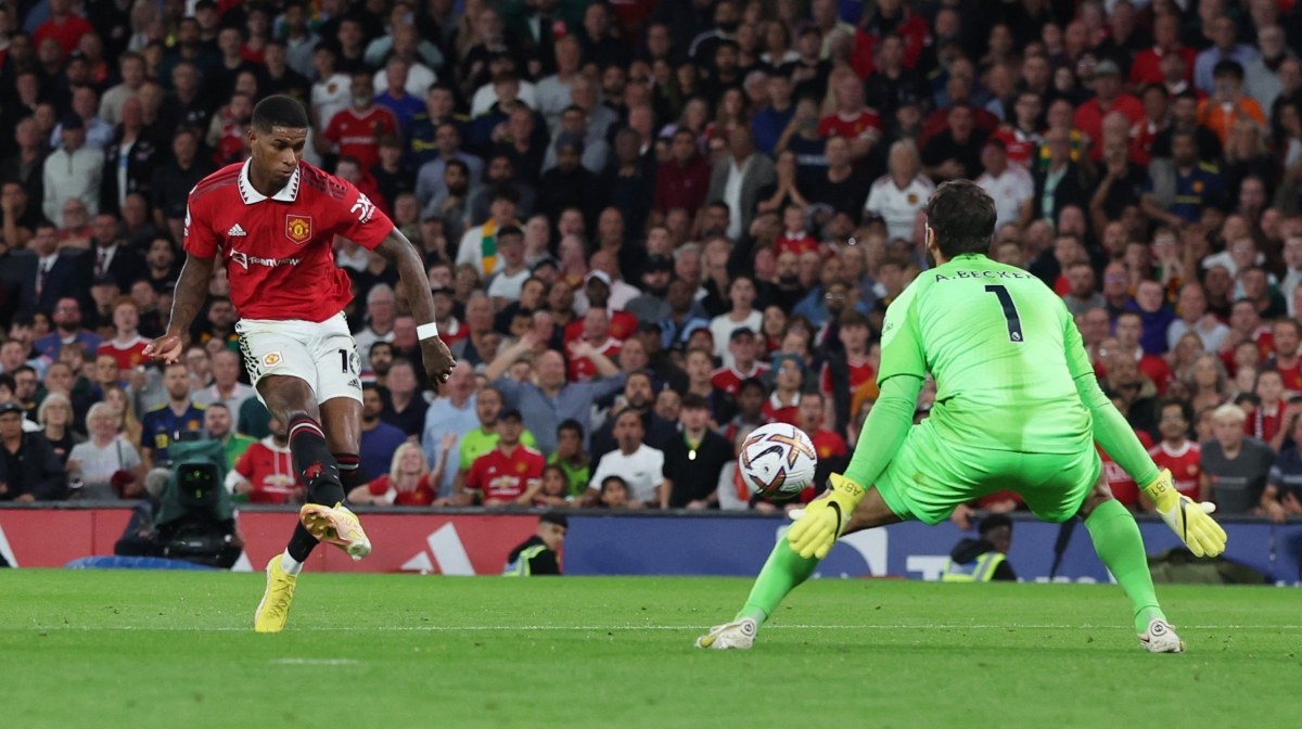 sancho ghi ban sieu hang, mu day liverpool xuong sat nhom den do hinh anh 10