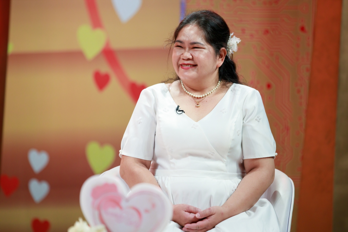 lan dau hon vo, chong khiem thi khien hong van cuoi ra nuoc mat hinh anh 2